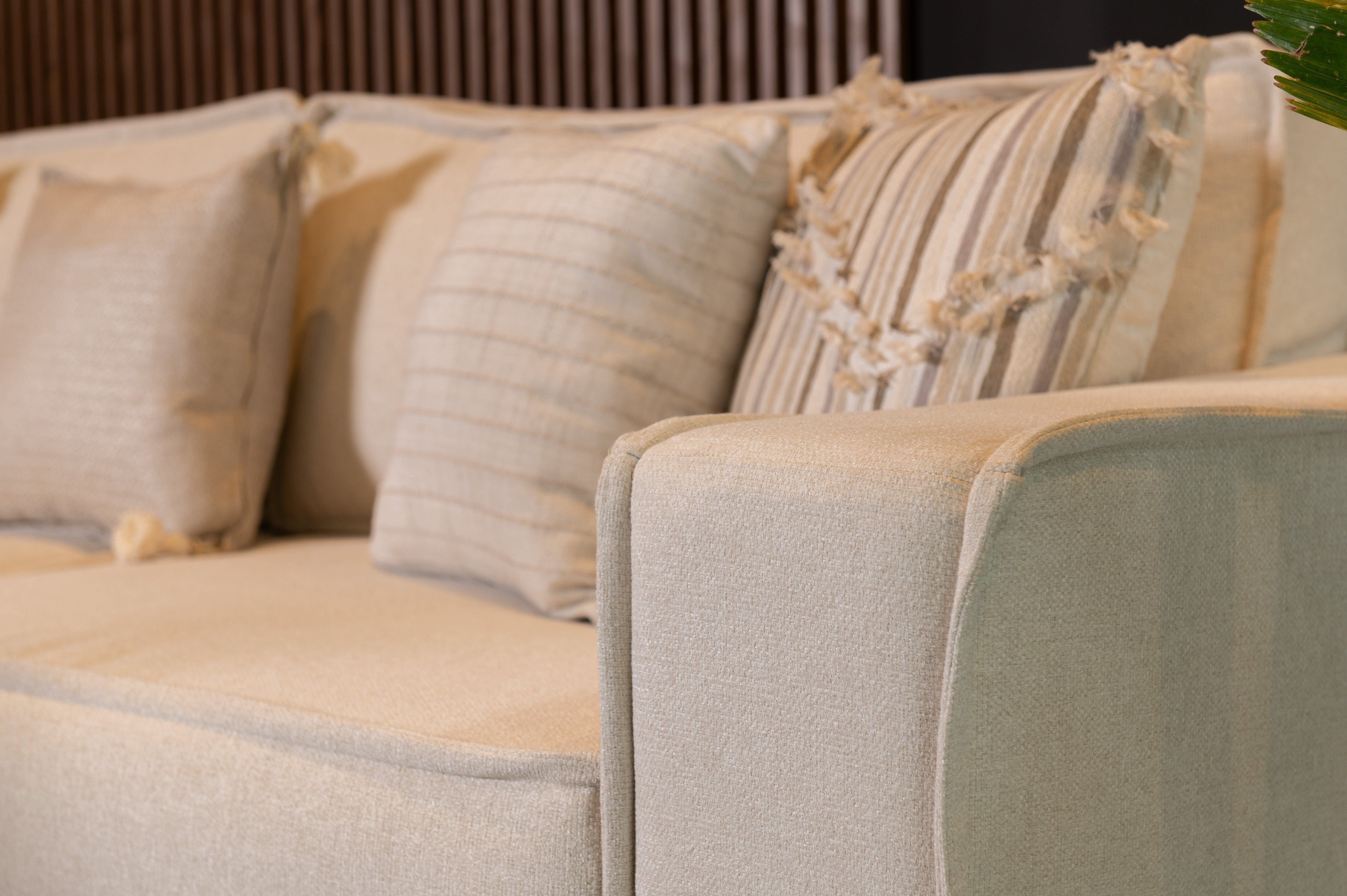 Sala Modular Tromso – Sofá en L Moderno y Funcional para Hogar