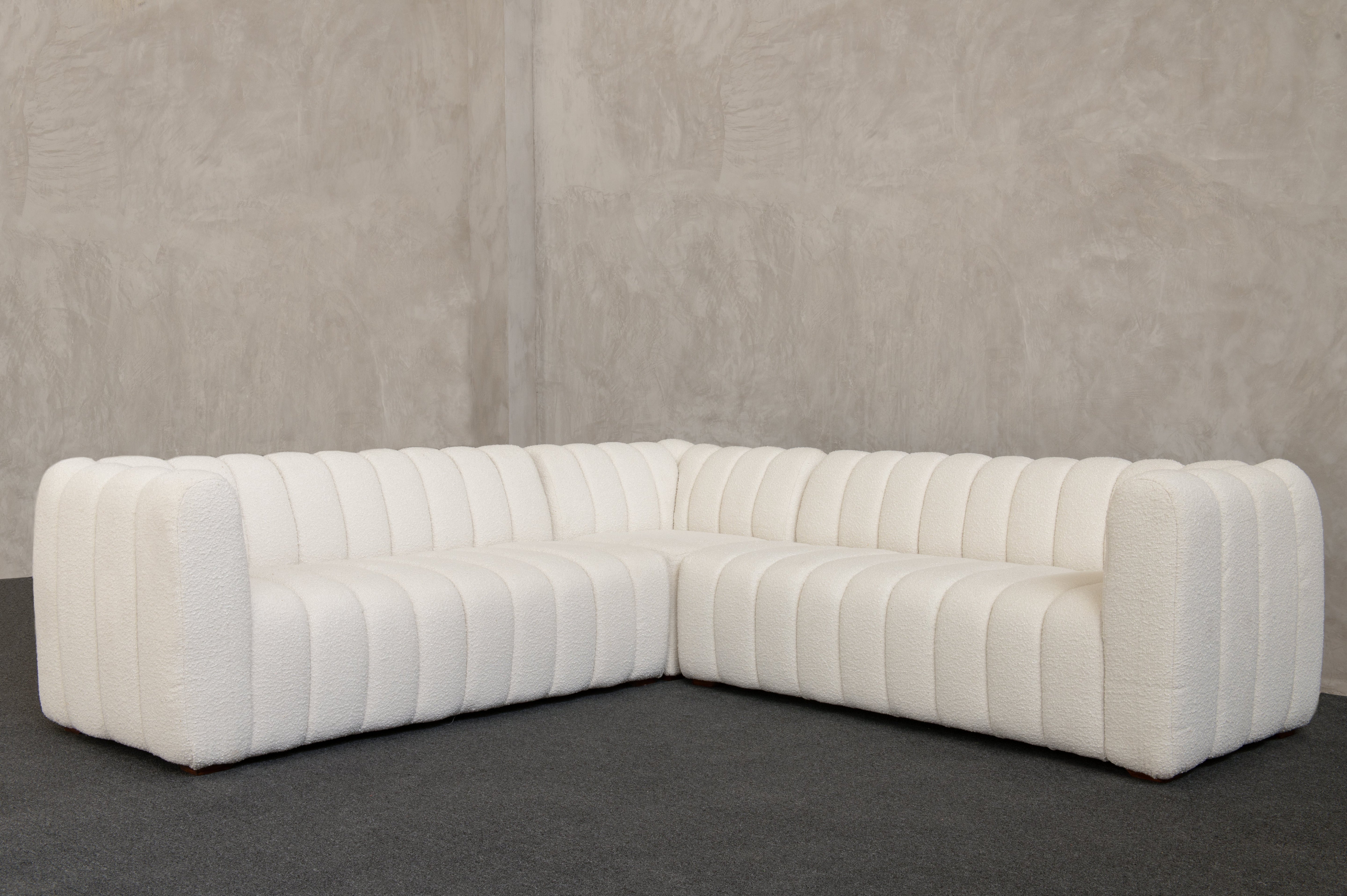 Sala Esquinera Oslo – Sofá en Escuadra Cómodo y Contemporáneo