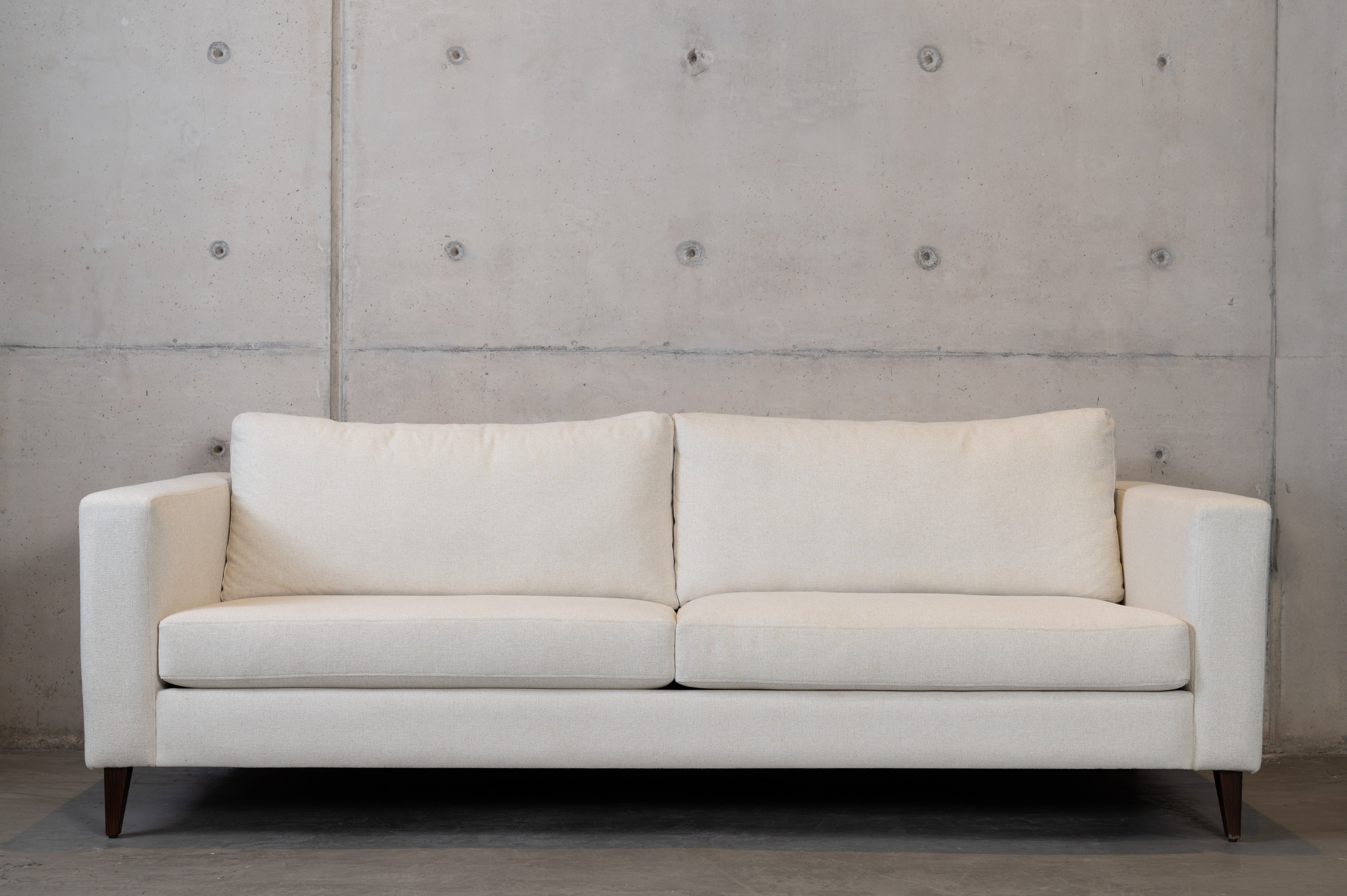 Sofá Terni – Sofá Moderno para Sala de Estilo Minimalista