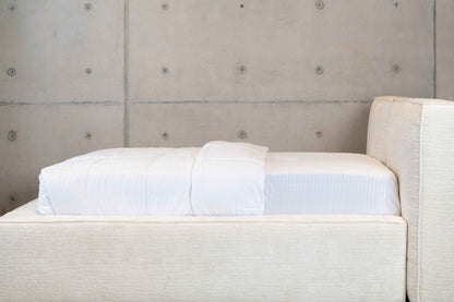 Recámara Arya – Set de Recámara Elegante y Funcional para Habitación