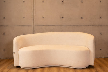 Love Seat Eclipse – Sofá Compacto y Elegante Ideal para Sala Moderna